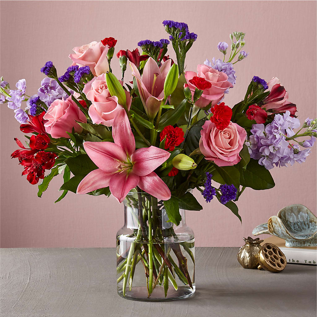 Romantique Bouquet – Green Leaf, West Springfield MA