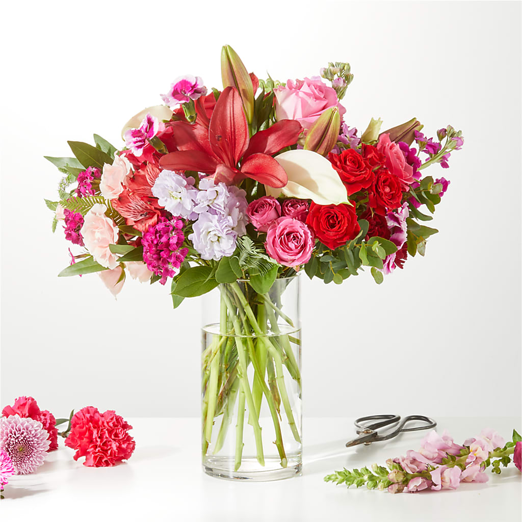 Swooning Over You - A Luxury Florist Original – Green Leaf, West Springfield MA