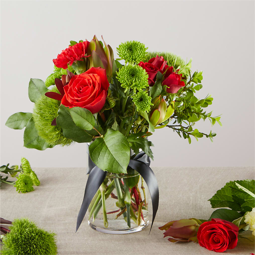 Heritage Kindle – A Florist Original – Green Leaf, West Springfield MA