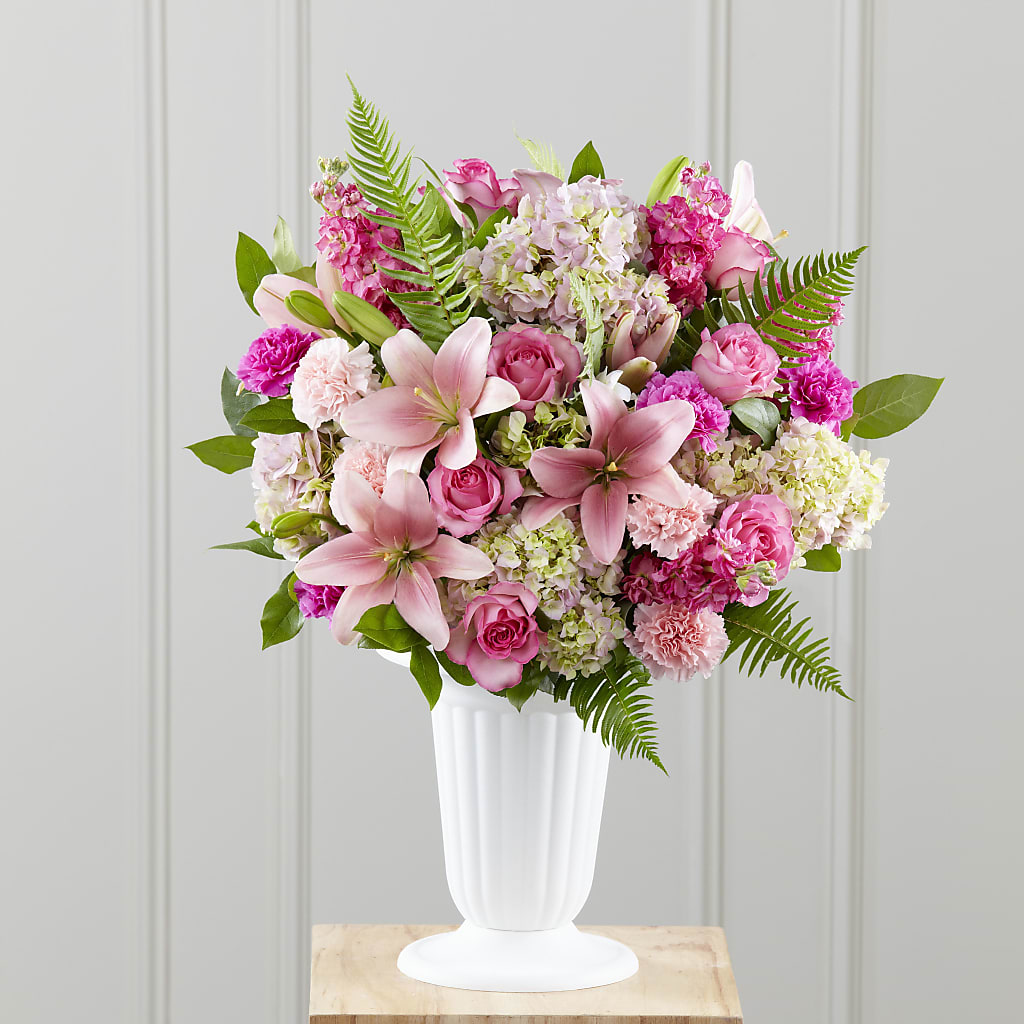 Never-Ending Love Arrangement – Green Leaf, West Springfield MA