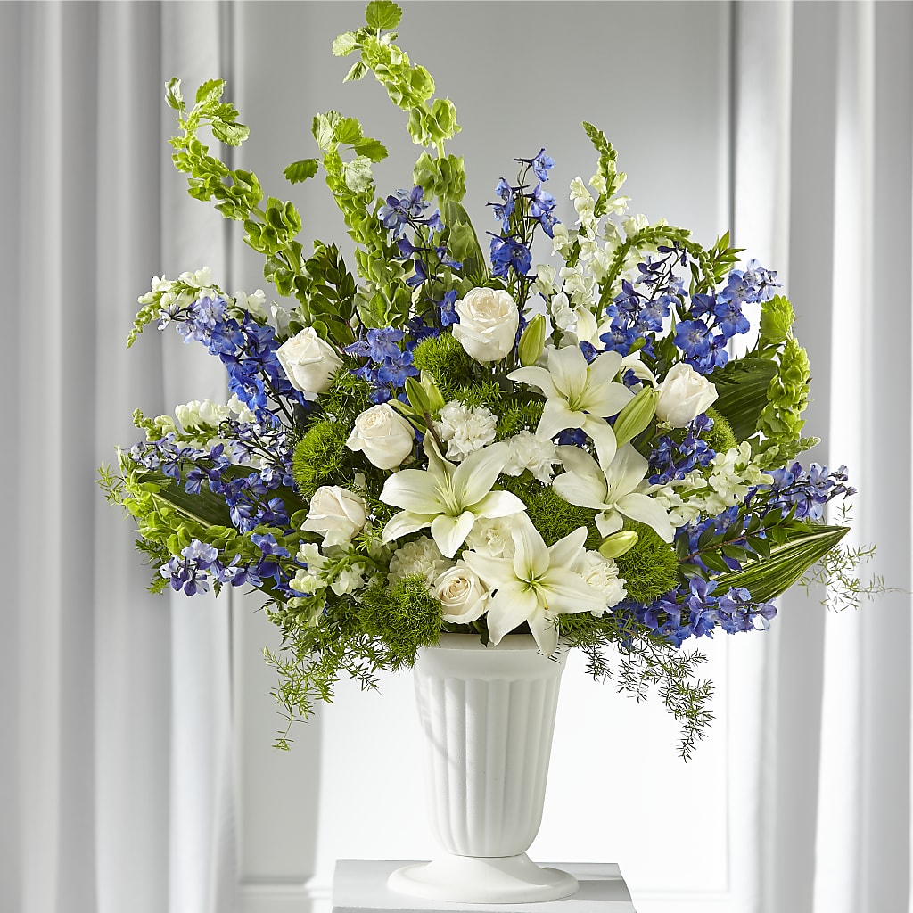 Heartfelt Hope Arrangement – Green Leaf, West Springfield MA