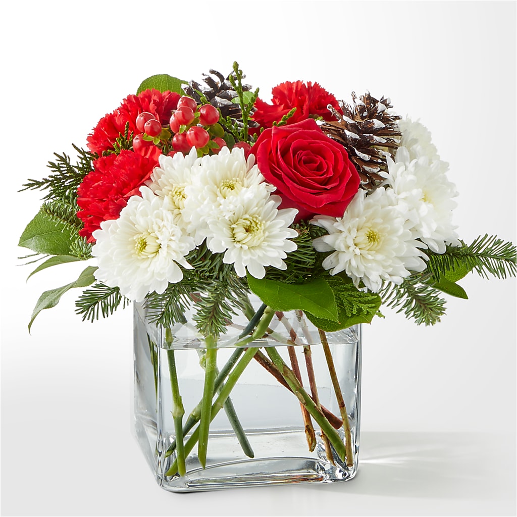 Snow Angel Bouquet – Green Leaf, West Springfield MA