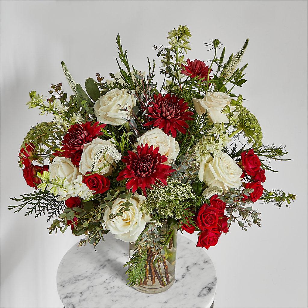 Favorite Traditions Bouquet – Green Leaf, West Springfield MA