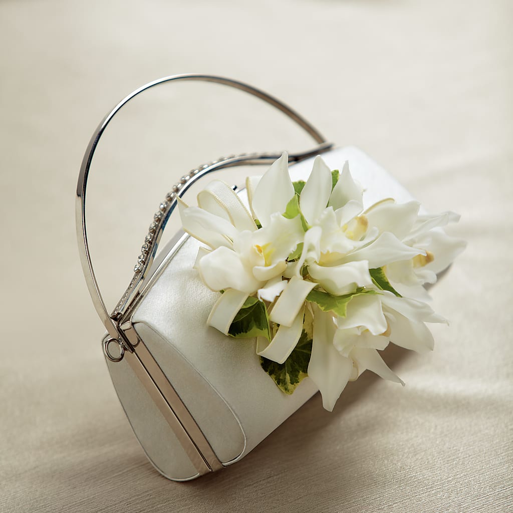 White Purse Decor – Green Leaf, West Springfield MA