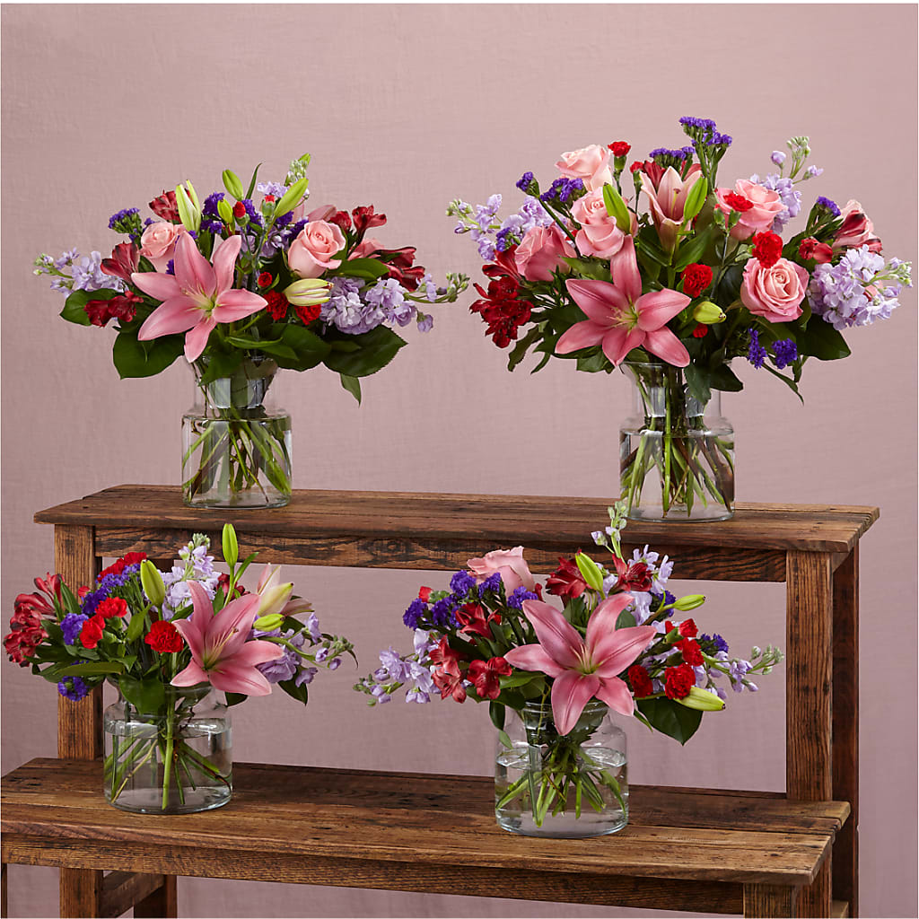 Romantique Bouquet –  Green Leaf, West Springfield MA