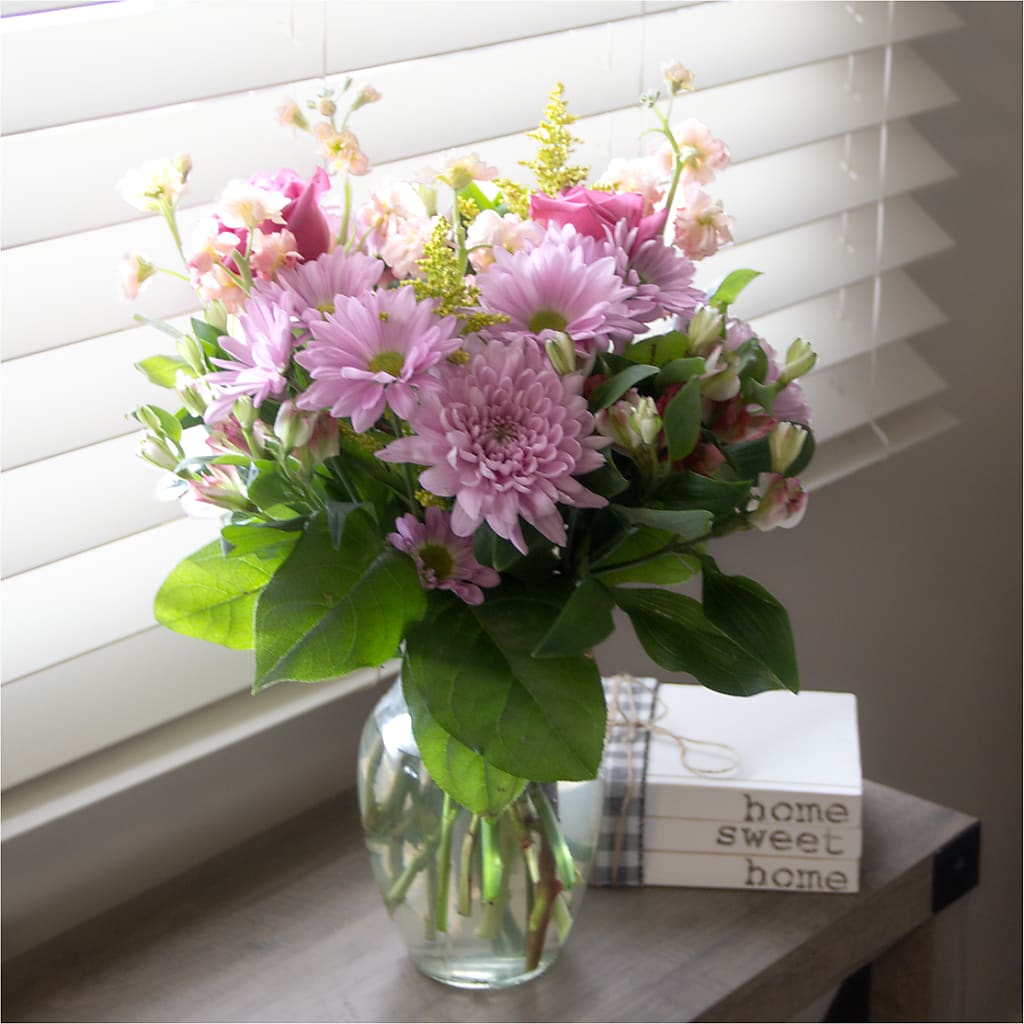 Pastel Tradition - A Florist Original –  Green Leaf, West Springfield MA