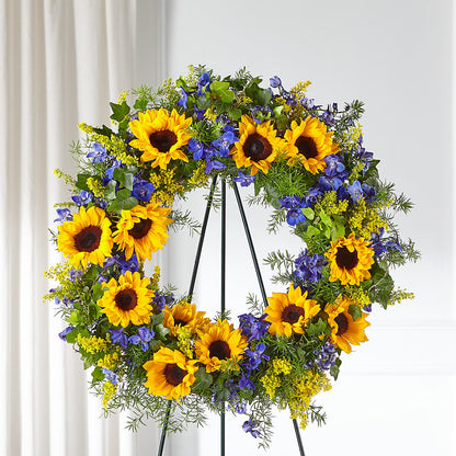 Bright Rays Wreath –  Green Leaf, West Springfield MA