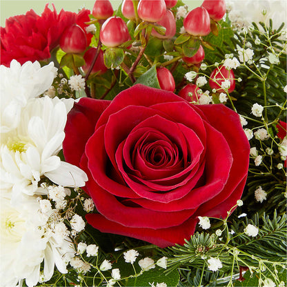 Chance of Flurries Bouquet –  Green Leaf, West Springfield MA