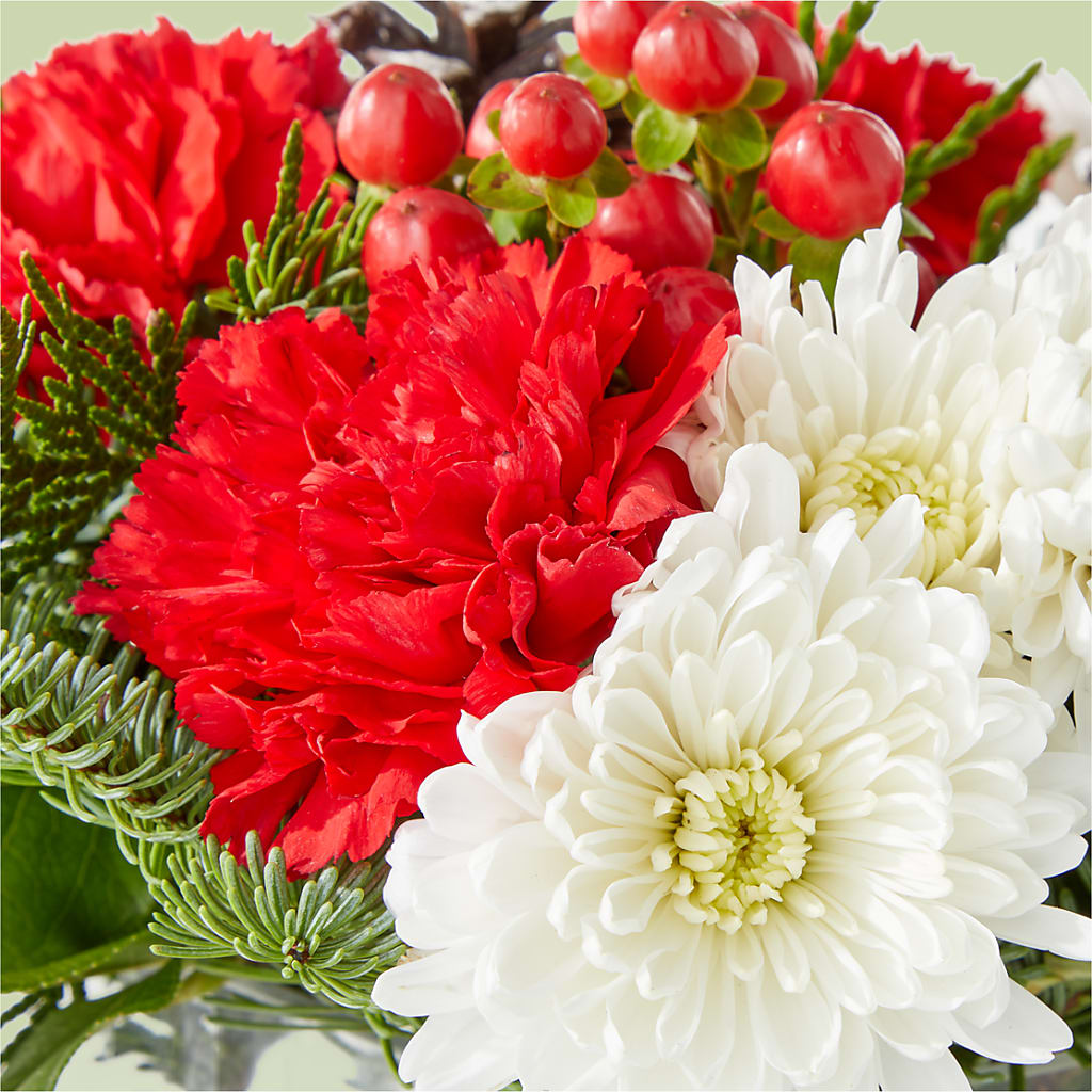 Snow Angel Bouquet –  Green Leaf, West Springfield MA