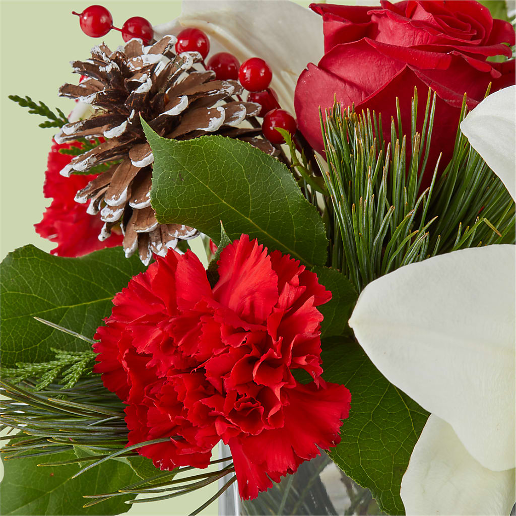 Glistening Icicles Bouquet –  Green Leaf, West Springfield MA