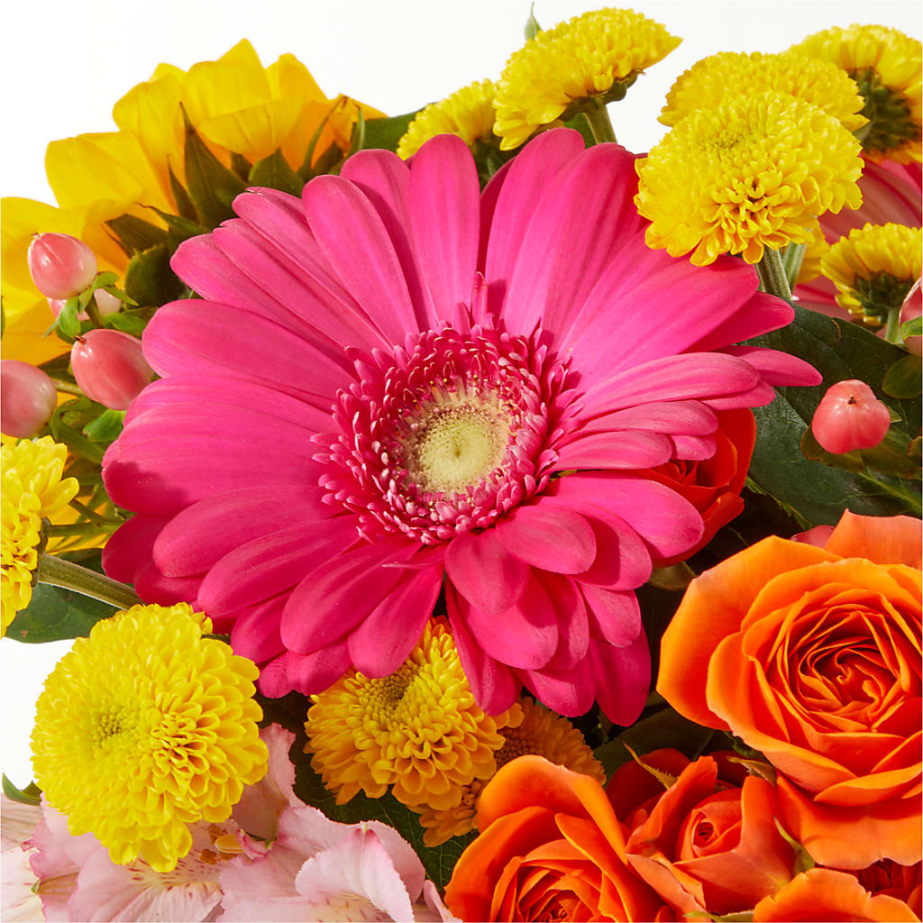 Beach Day Bouquet –  Green Leaf, West Springfield MA