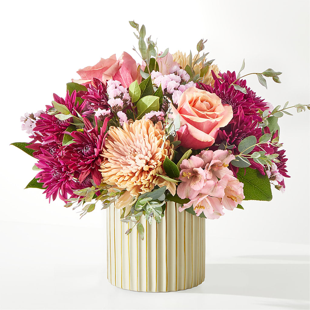 Berry Cobbler Bouquet with Ivory Vase –  Green Leaf, West Springfield MA