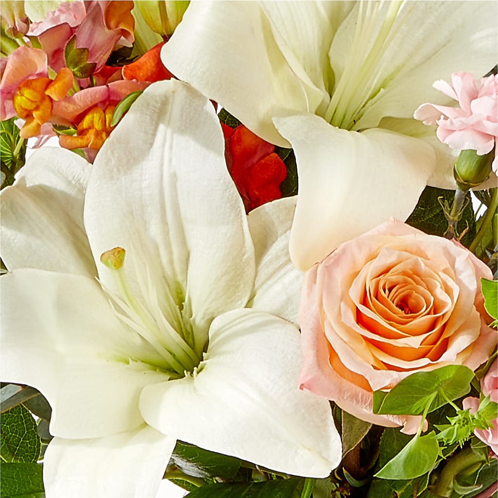 Grapefruit Splash Bouquet –  Green Leaf, West Springfield MA