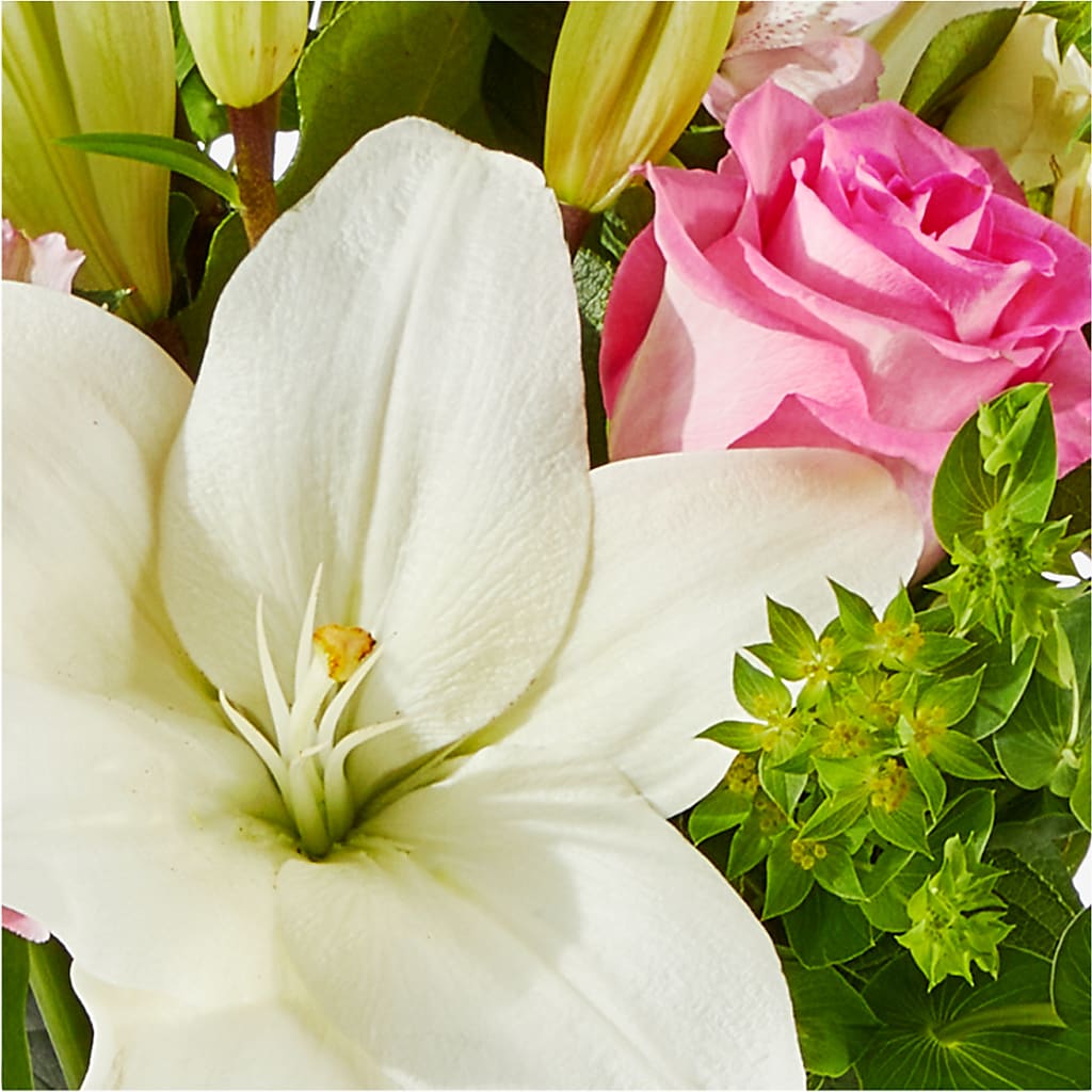 Fondly Bouquet –  Green Leaf, West Springfield MA
